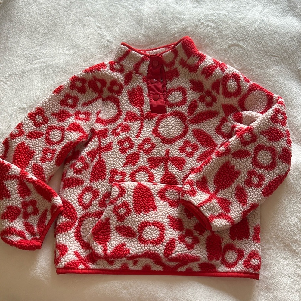 Super cute girls sweater